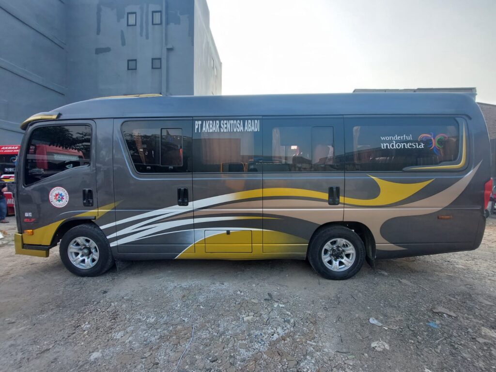 sewa elf murah di jakarta